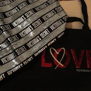 BOGO | Victoria’s Secret Tote Bundle